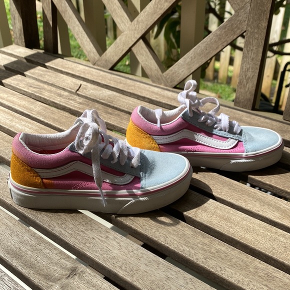 Children’s Old Skool Color Block Vans Sneakers - Picture 4 of 7